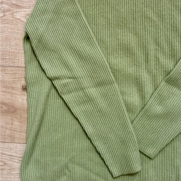 Lands End Green Cashmere Sweater Lightweight Ribbed Turtleneck Sweater Size XL - Picture 4 of 7